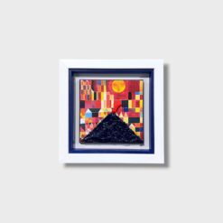 Quadro artigianale Vesuvio e Cornetto Portafortuna su sfondo stile Paul Klee. Scultura in legno e pietra 20x20 cm fatta a mano. Acquista su Alleria!